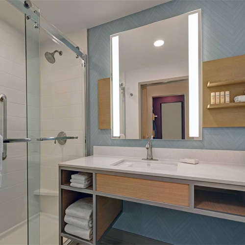 Bath Vanities with Metal Base in Hotel Hilton Garden Inn