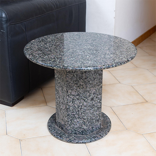 weight of granite furniture surface for side table