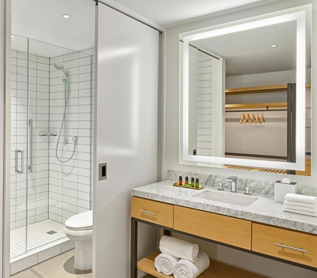 Door style for hotel bathroom