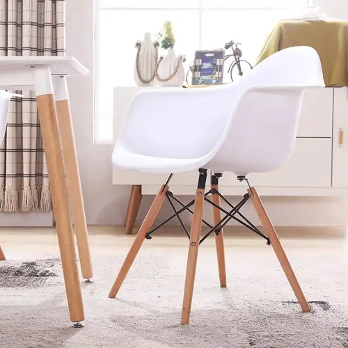 Eames PAW desk chair