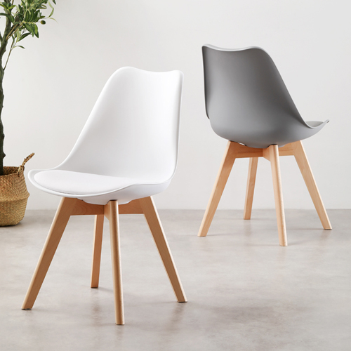 eameses DSW side chair with upholstered seat