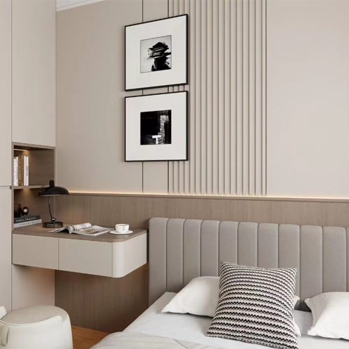 Wood Panelling with Upholstered Pad in the sleeping room