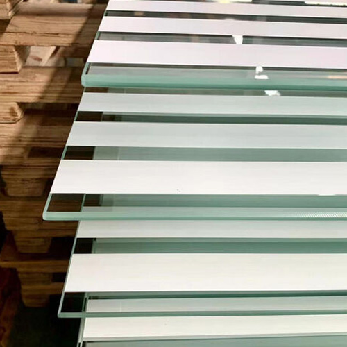 Fabrication of Silkscreen Ceramic Frit Printing Glass with Customized Stripe Pattern