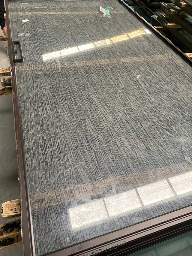 Fabric laminated glass for aluminum glass door