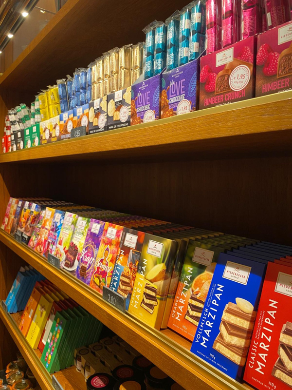 Display Fixture The Niederegger store in L&uuml;beck