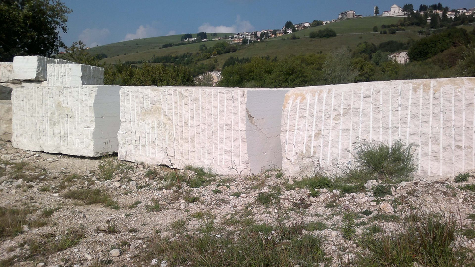 bianco perlino marble block in quarry