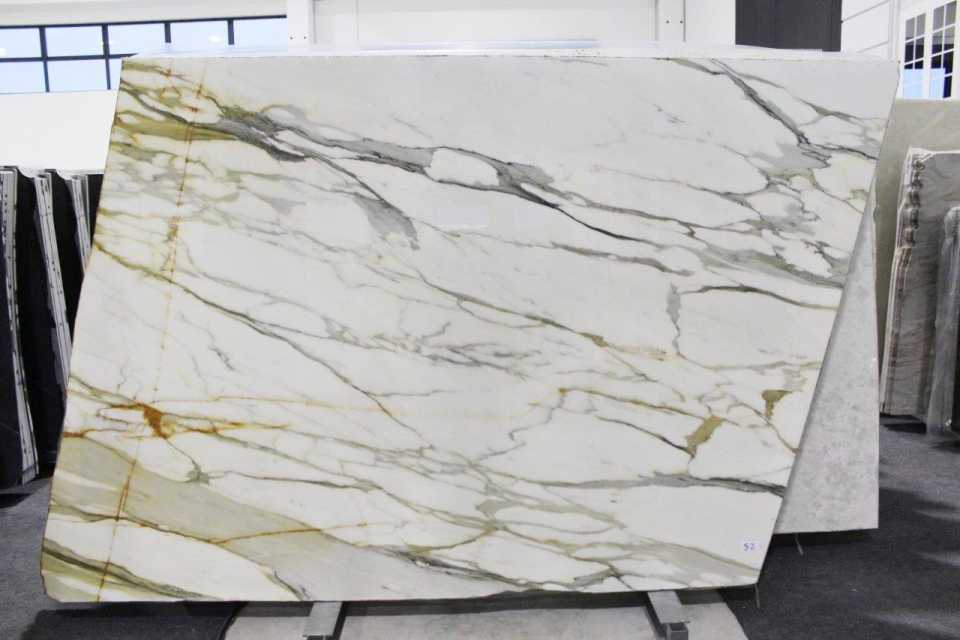 calacatta borghini marble slabs