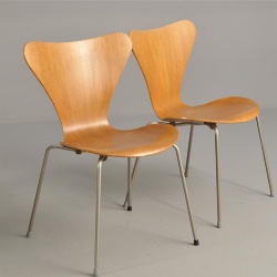 3107 curved plywood simply chair