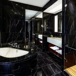 Nero Marquina marble for BVLGARY hotel bathroom in London