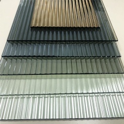 Tempered Tinted Reed Glass 4mm 5mm 6mm 8mm 10mm Moru Corrugated Fluted Glass Panels Reeded Patterned Glass Sheet for Partition